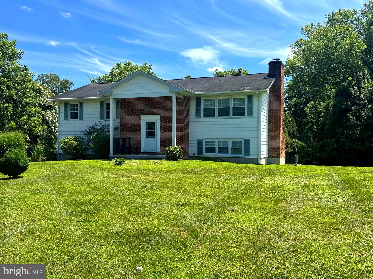 1306 Grandview Court