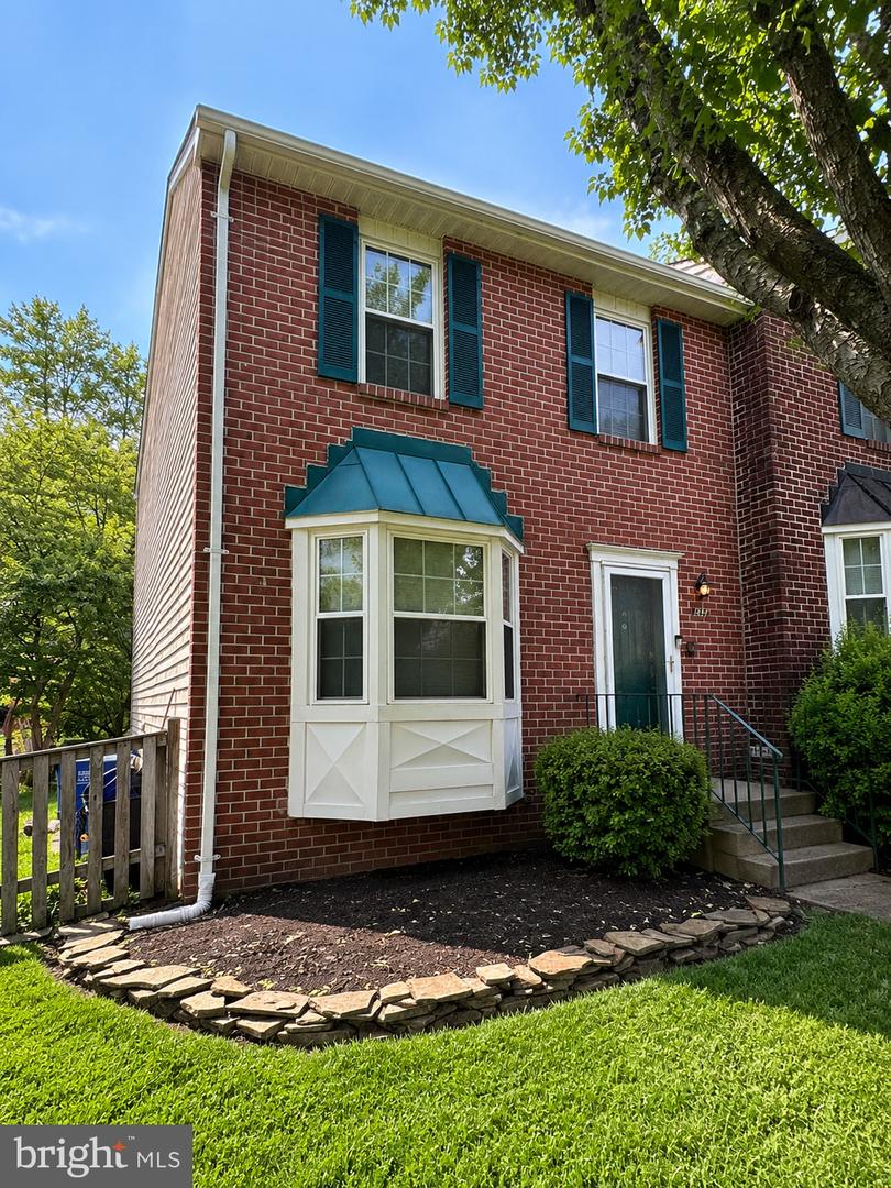 842 Ellicott Drive