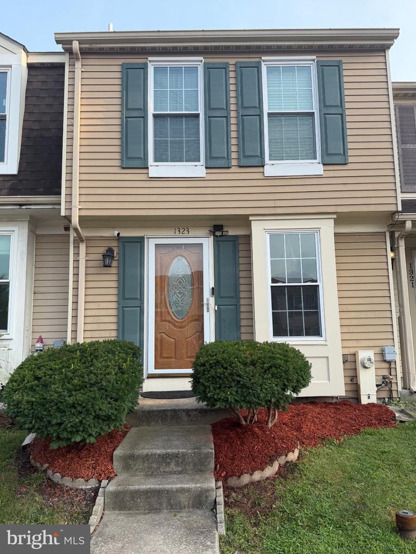1323 Acorn Ridge