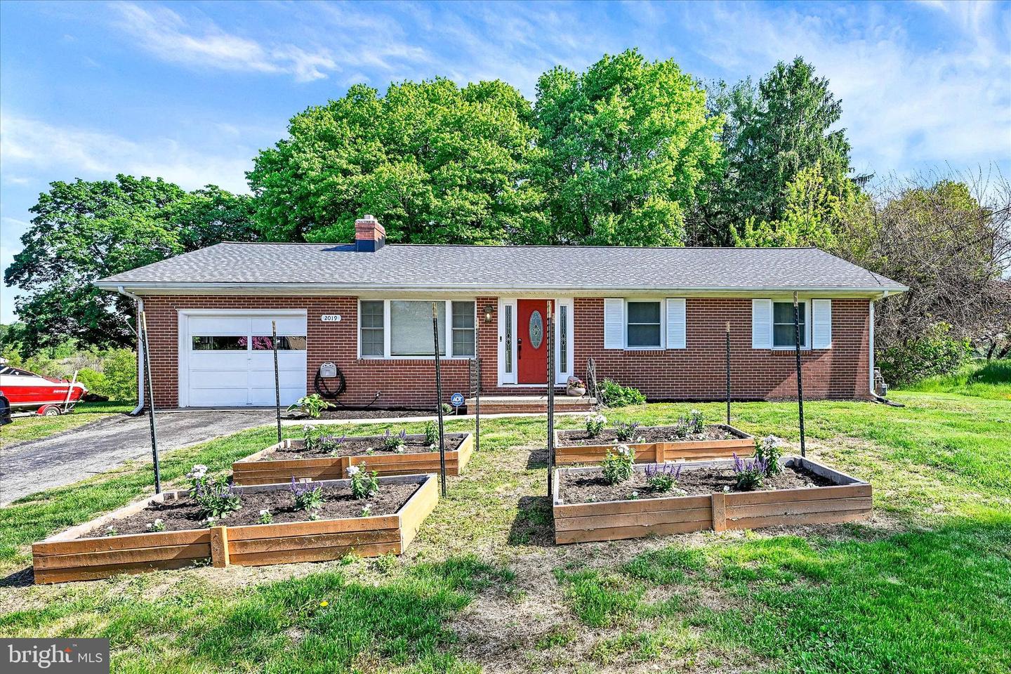 2019 S Fountain Green Road