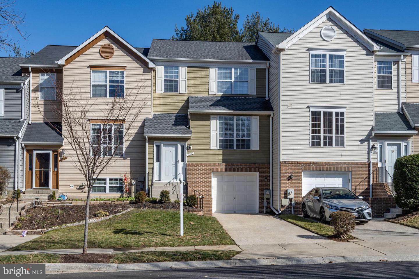 6106 Little Foxes Run, Columbia