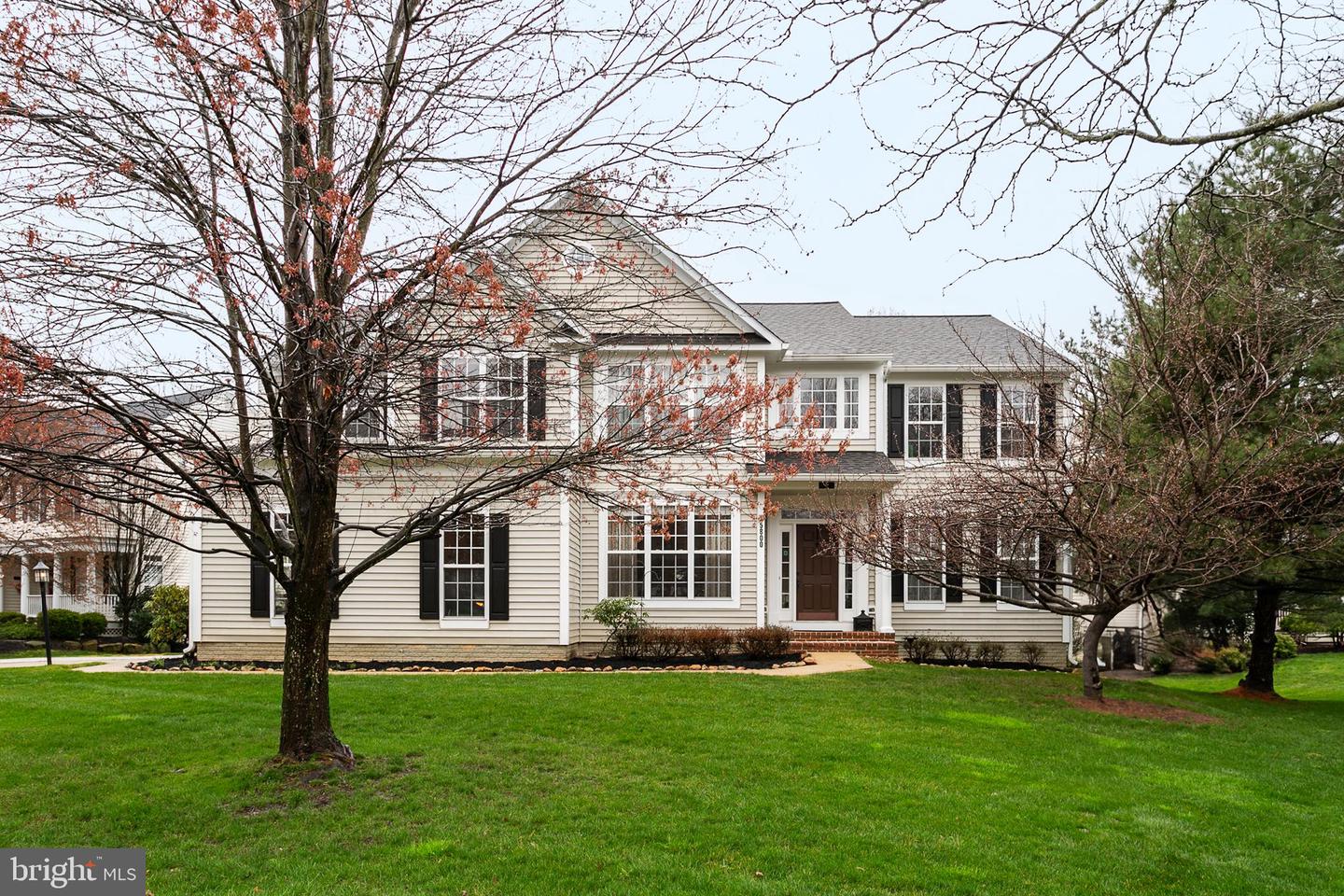5800 Silent Sun Place, Clarksville