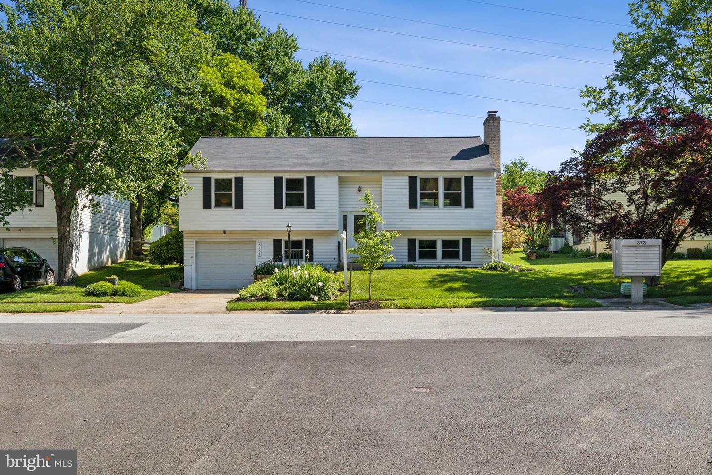 6401 Windharp Way, Columbia