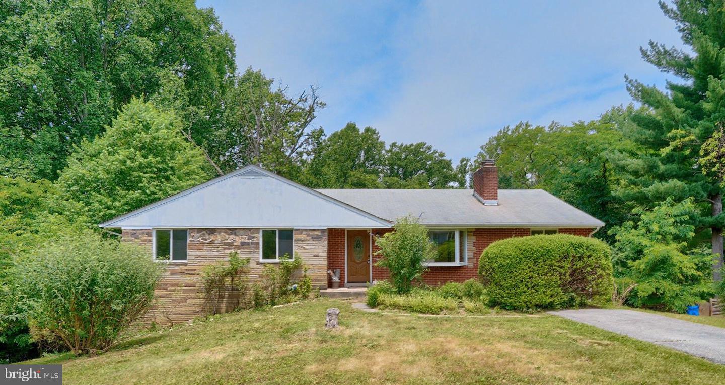 6529 Carlinda Avenue, Columbia