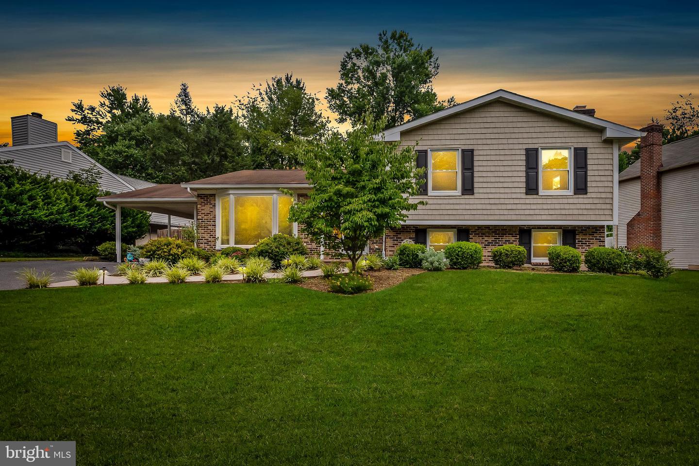 9251 Broken Timber Way, Columbia