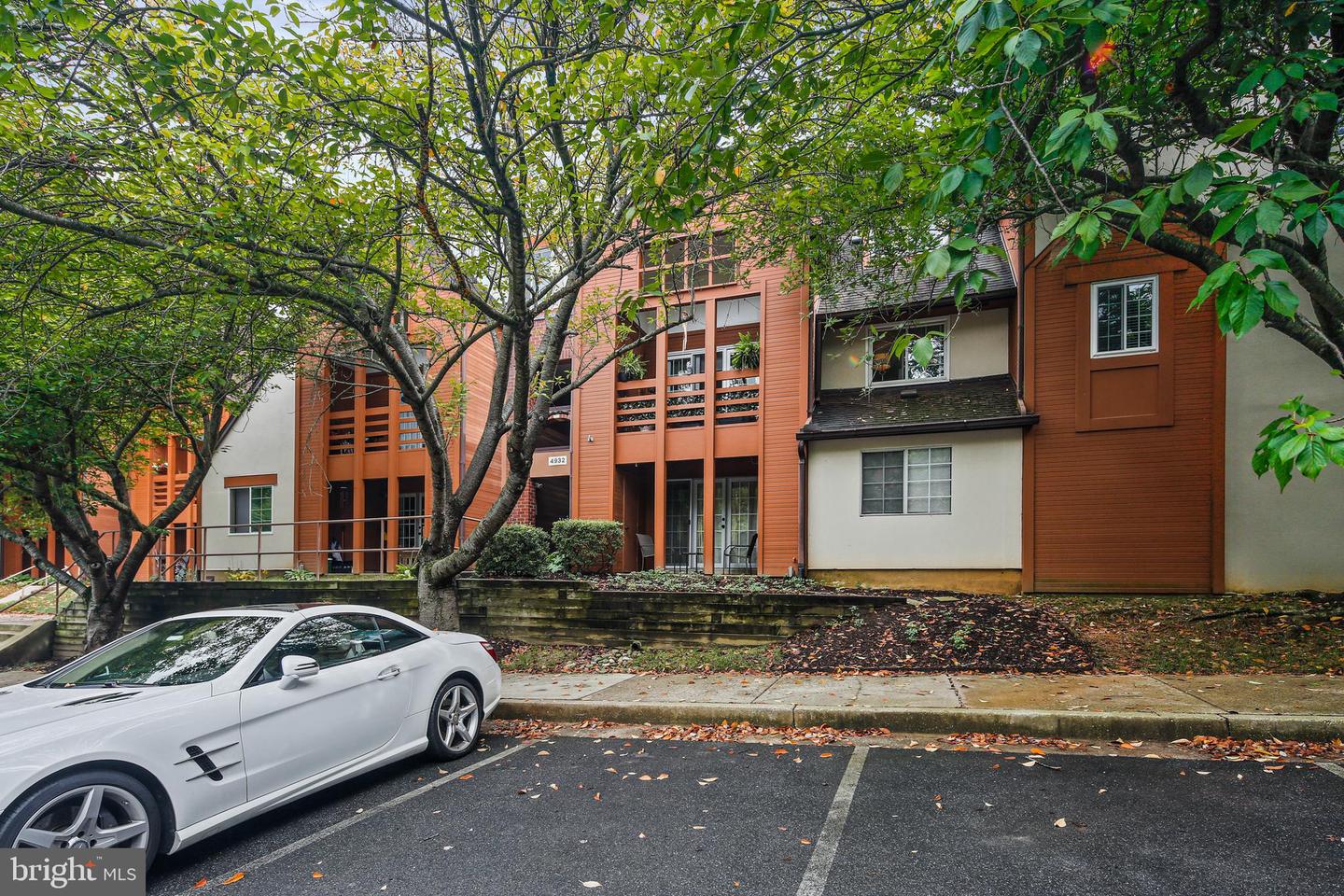 4932 Columbia Road #8 65, Columbia