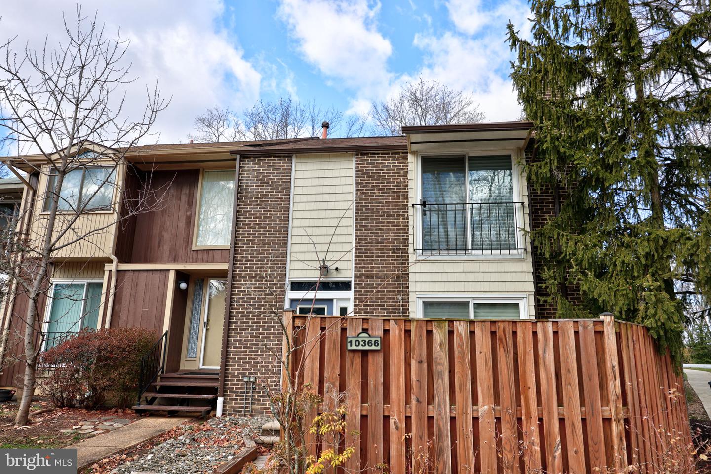 10366 May Wind Court, Columbia