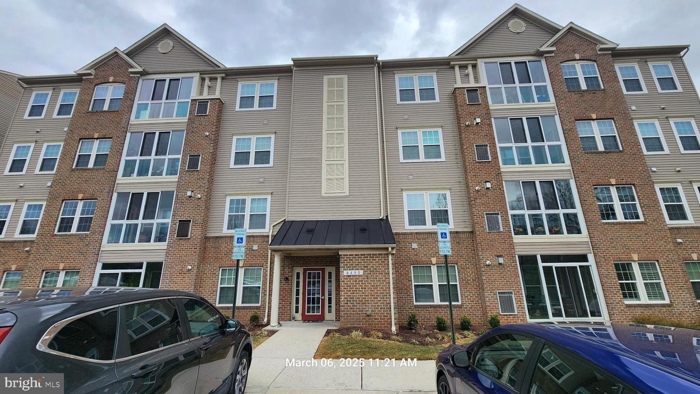 8490 Ice Crystal Drive #f, Laurel