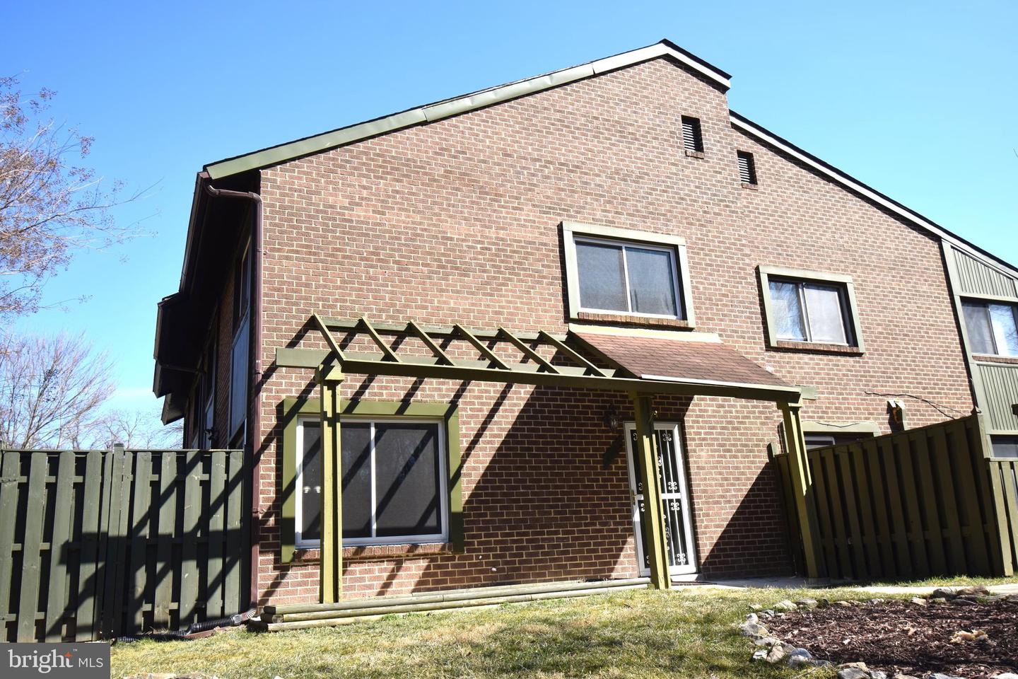 5752 Thunder Hill Road, Columbia
