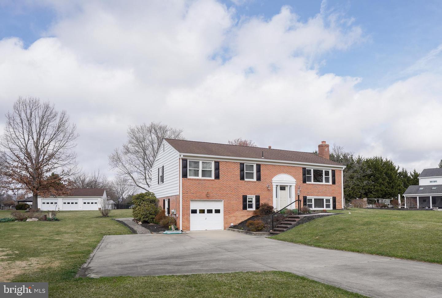 13504 Orion Drive, Dayton