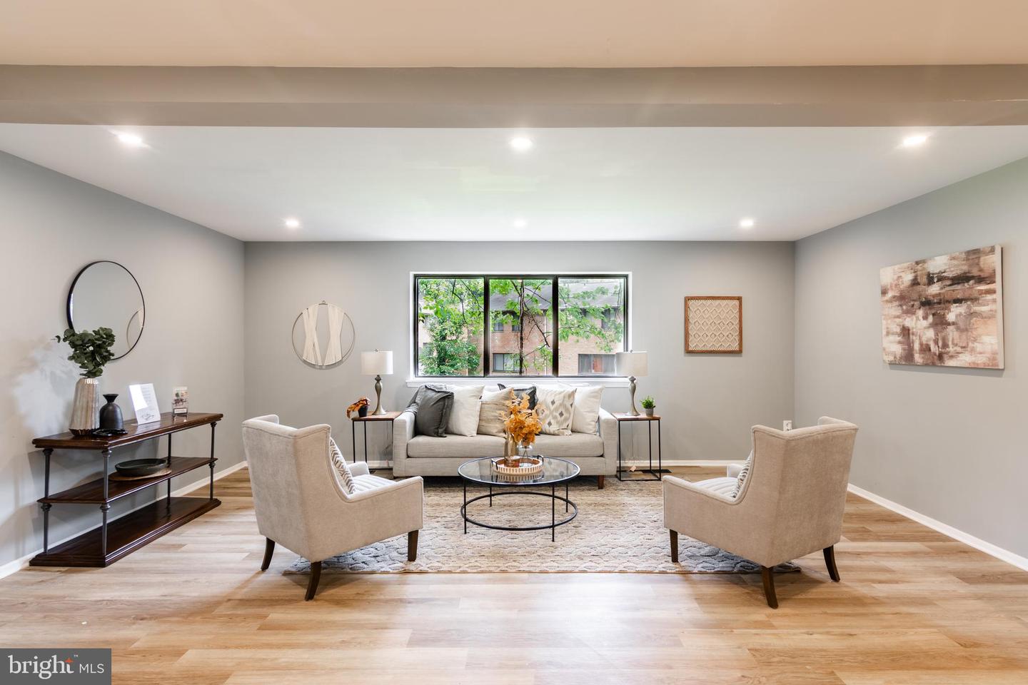 7374 Hickory Log Circle, Columbia