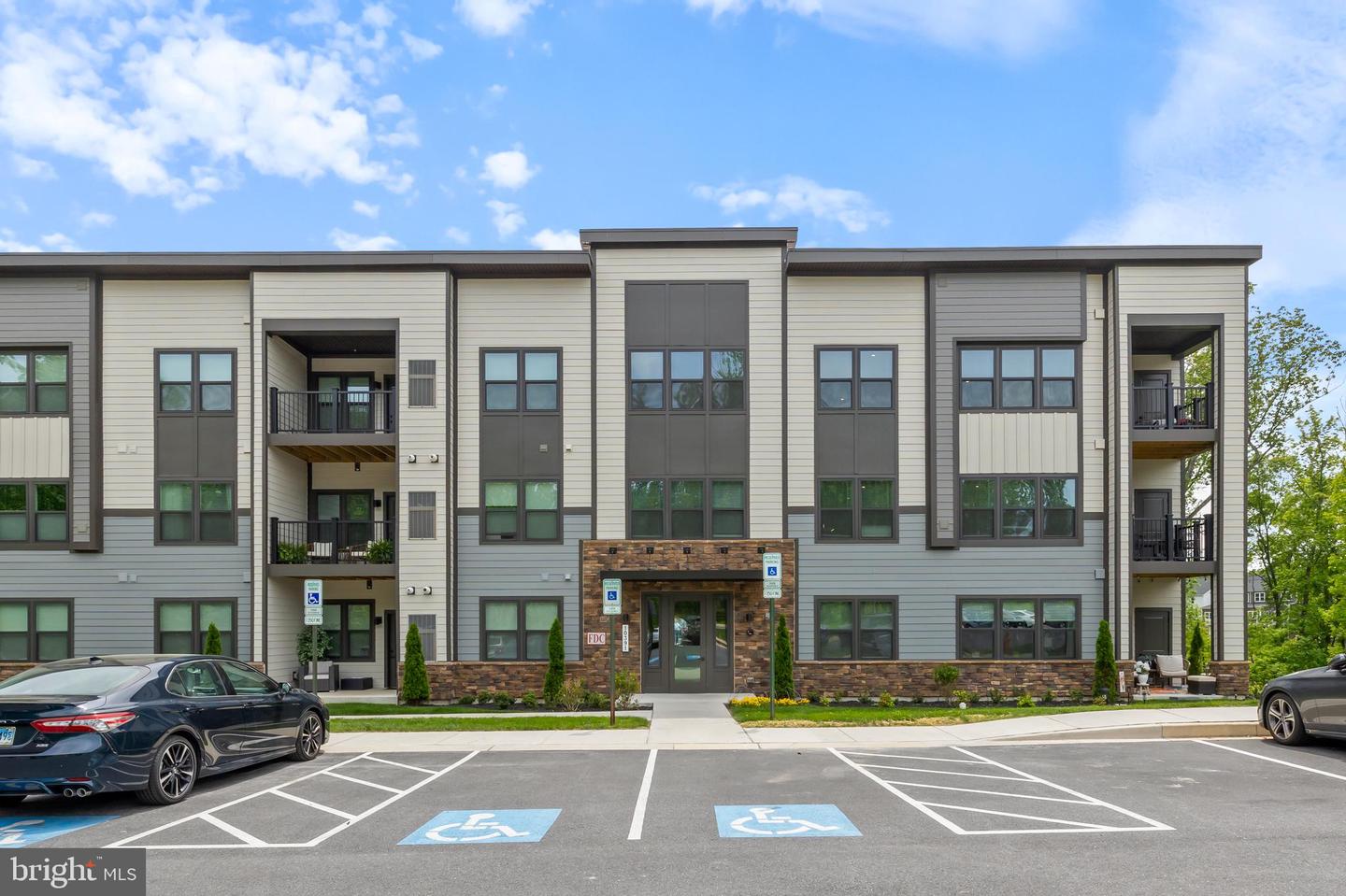 10391 Resort Road #q, Ellicott City