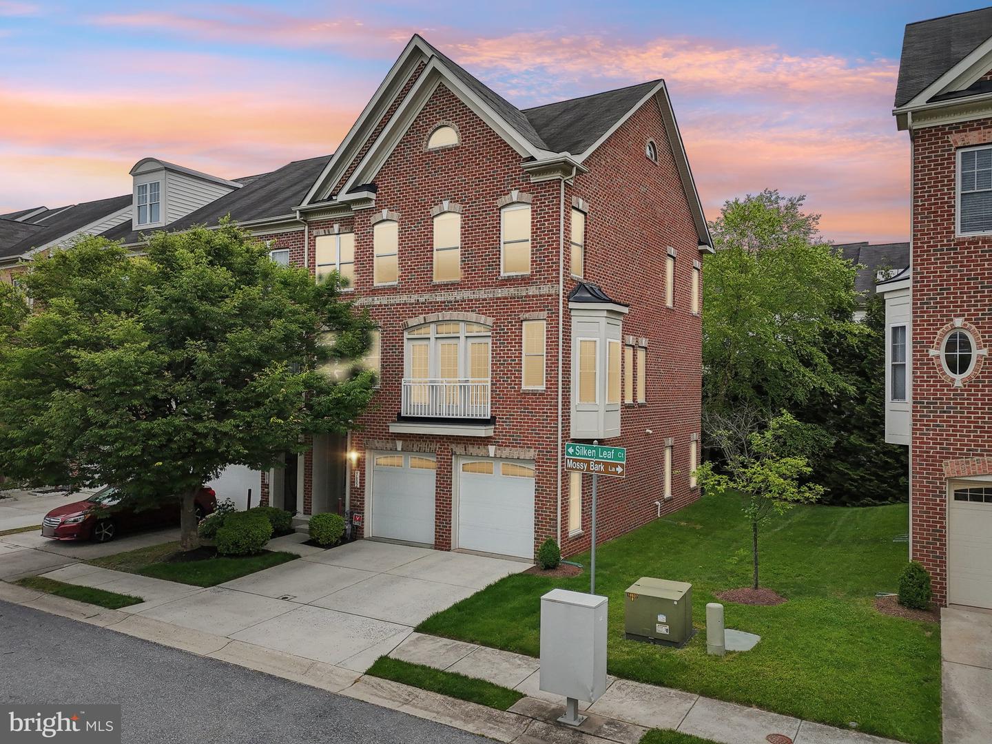 9602 Silken Leaf Court, Laurel