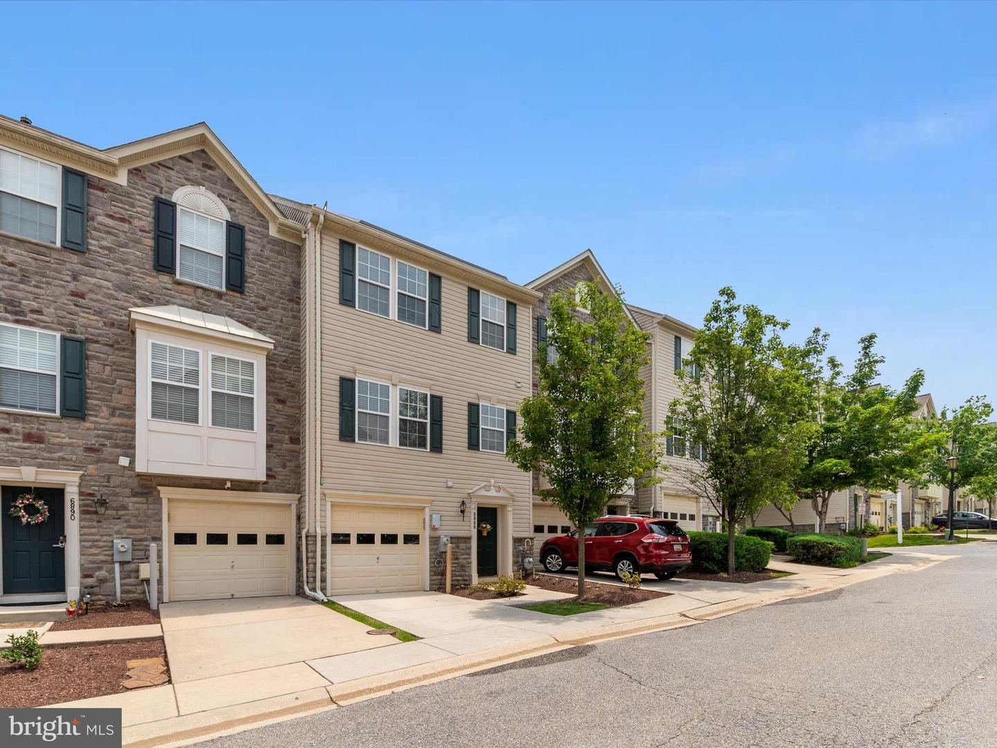 6888 Tasker Falls, Elkridge