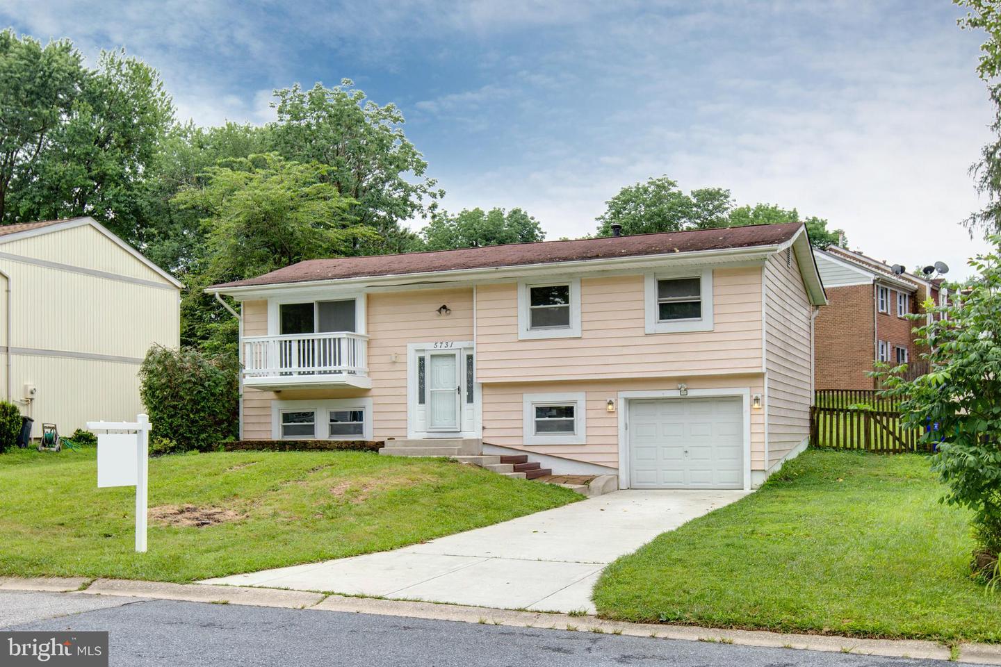 5731 Margrave Mews, Columbia