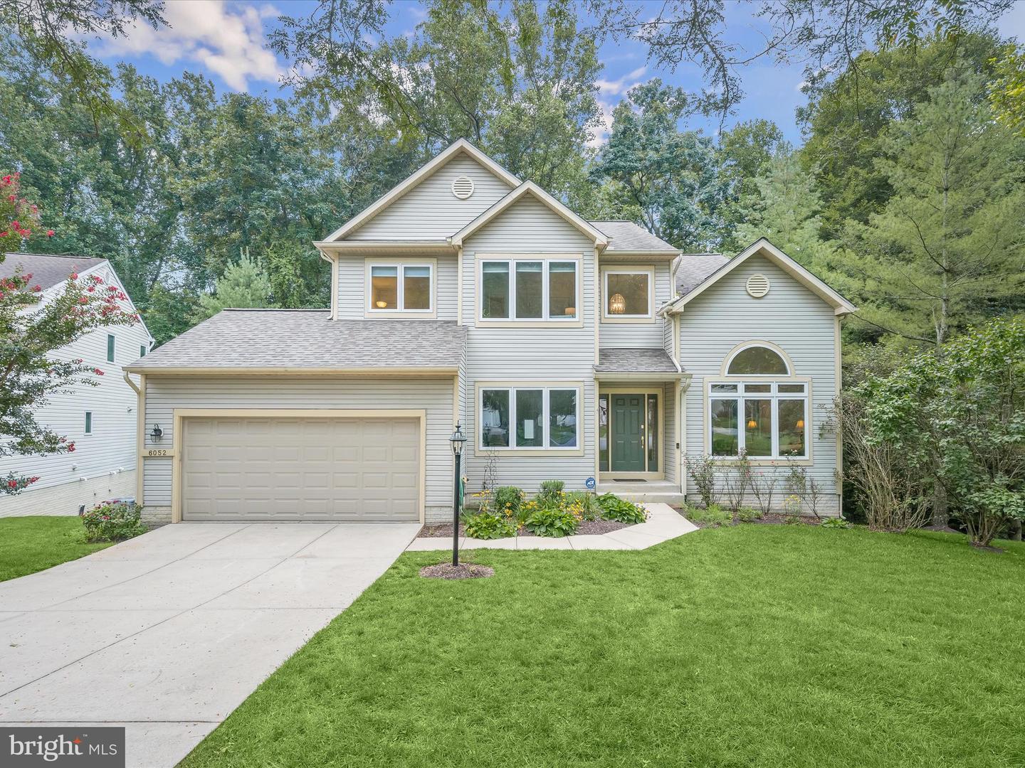 6052 Ascending Moon Path, Clarksville