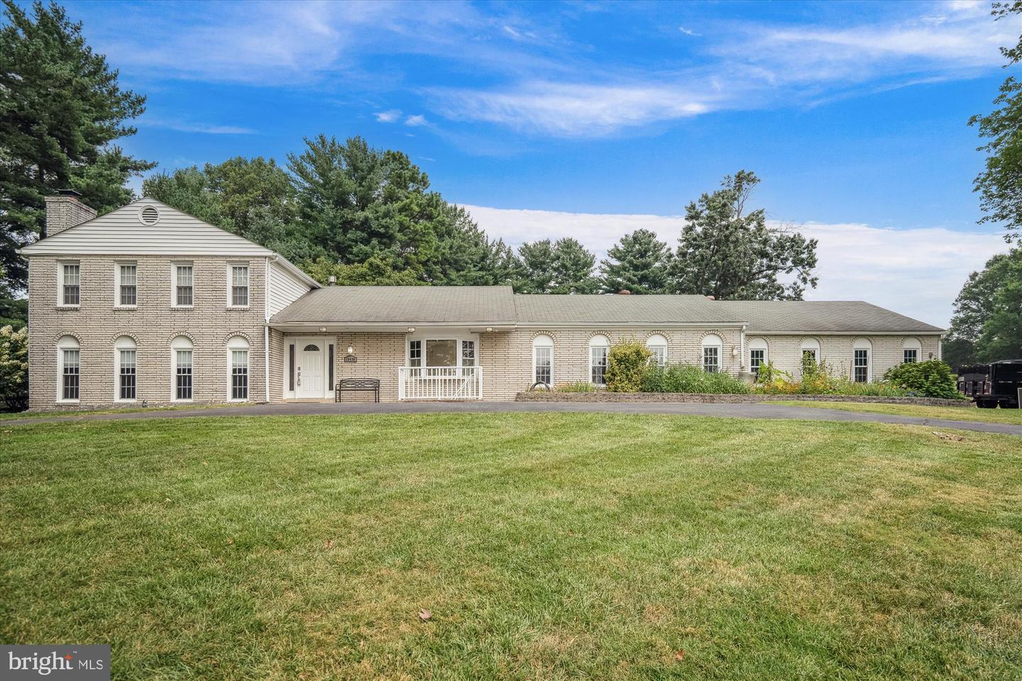 10490 Graeloch Road NE, Laurel