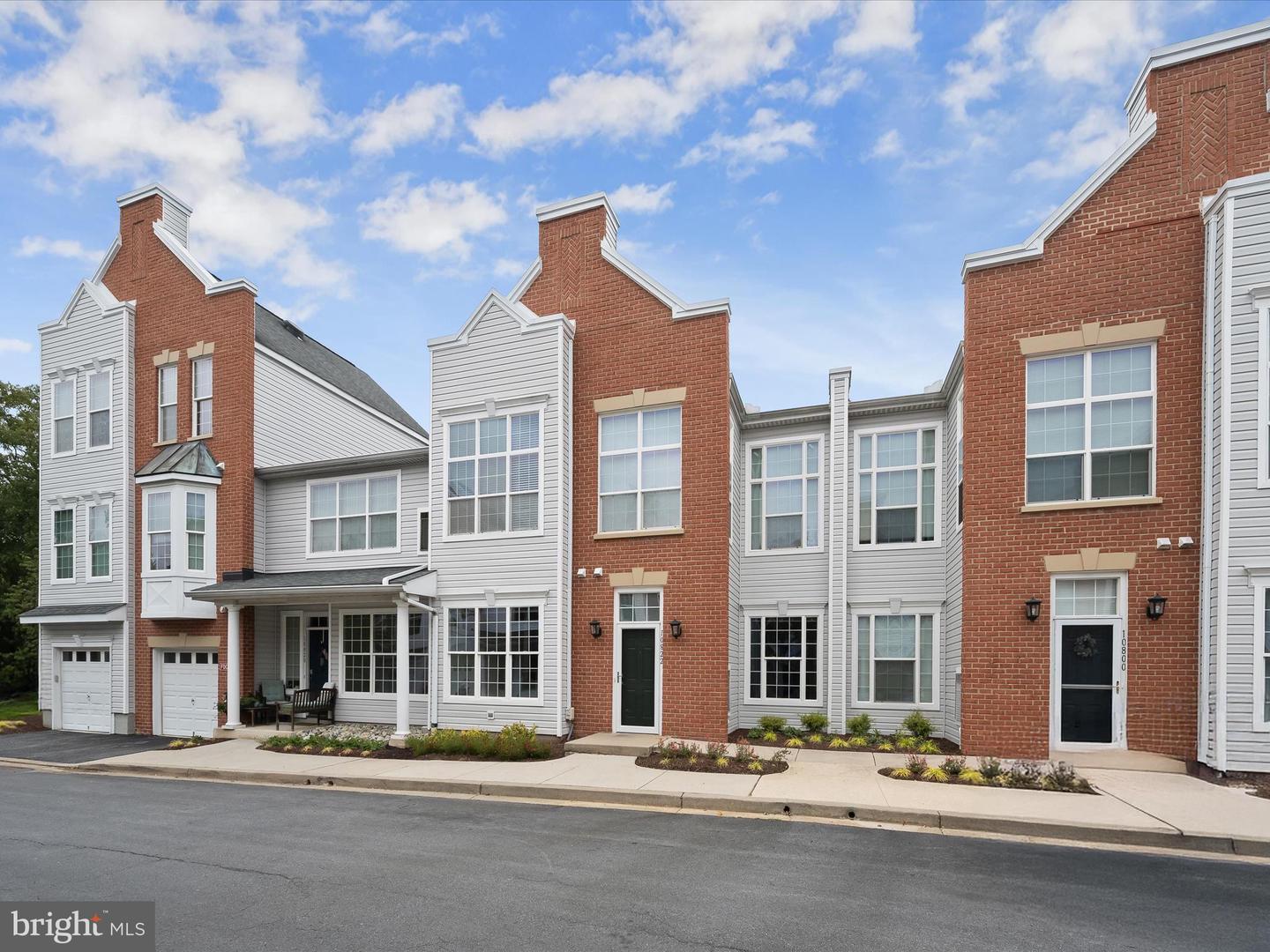 10822 Warfield Place #102, Columbia
