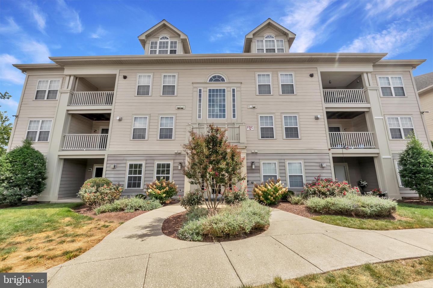 9060 Gracious End Court #204, Columbia