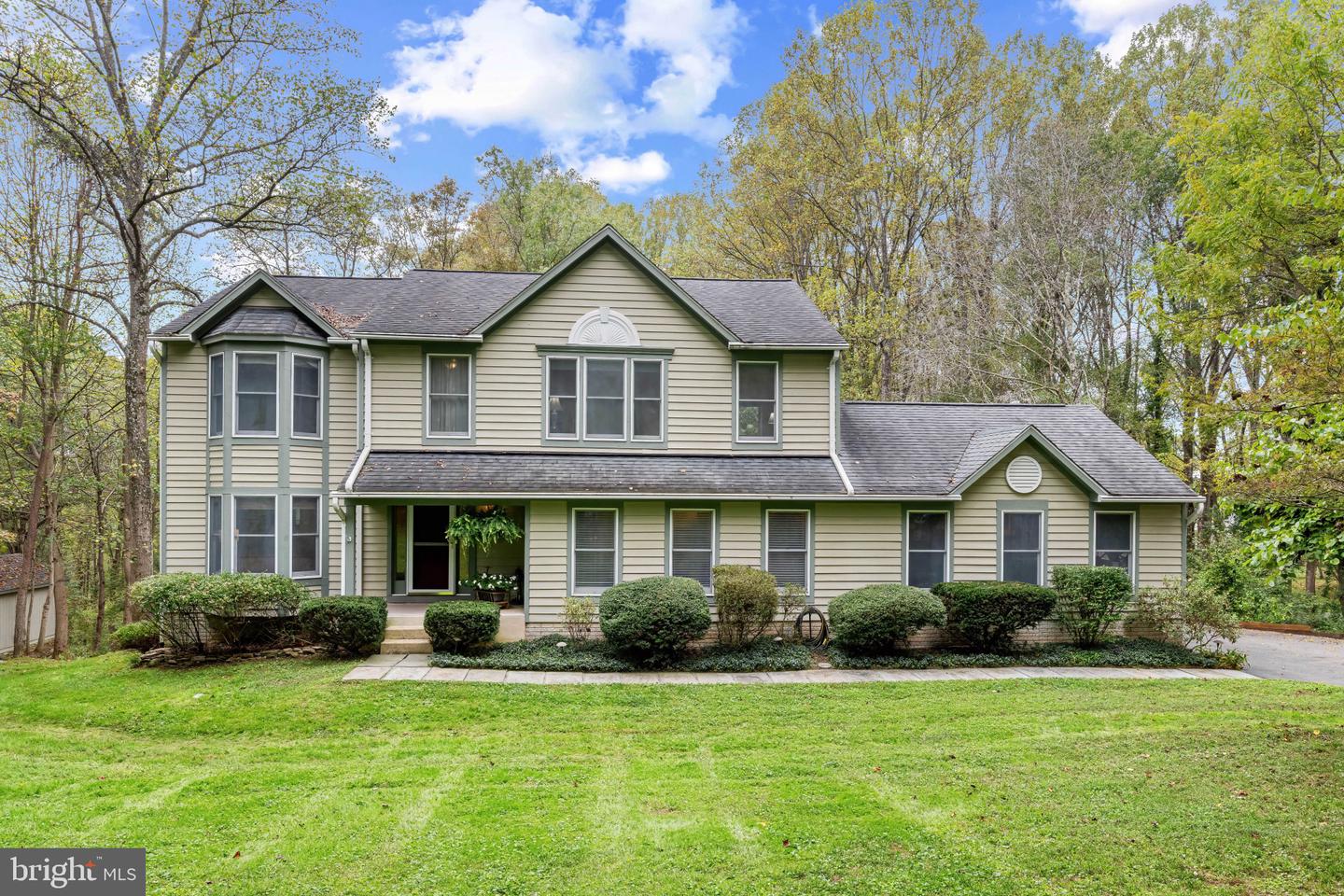 619 Sideling Court, Sykesville