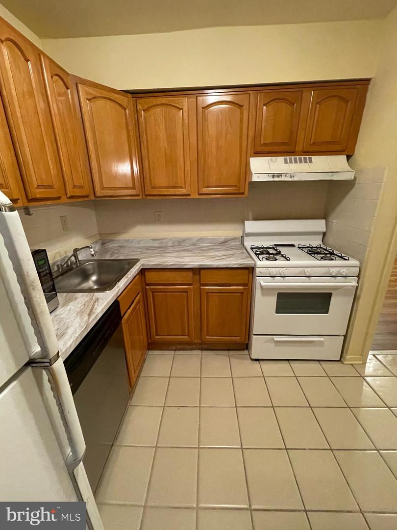 9653 Whiteacre Road #c2, Columbia