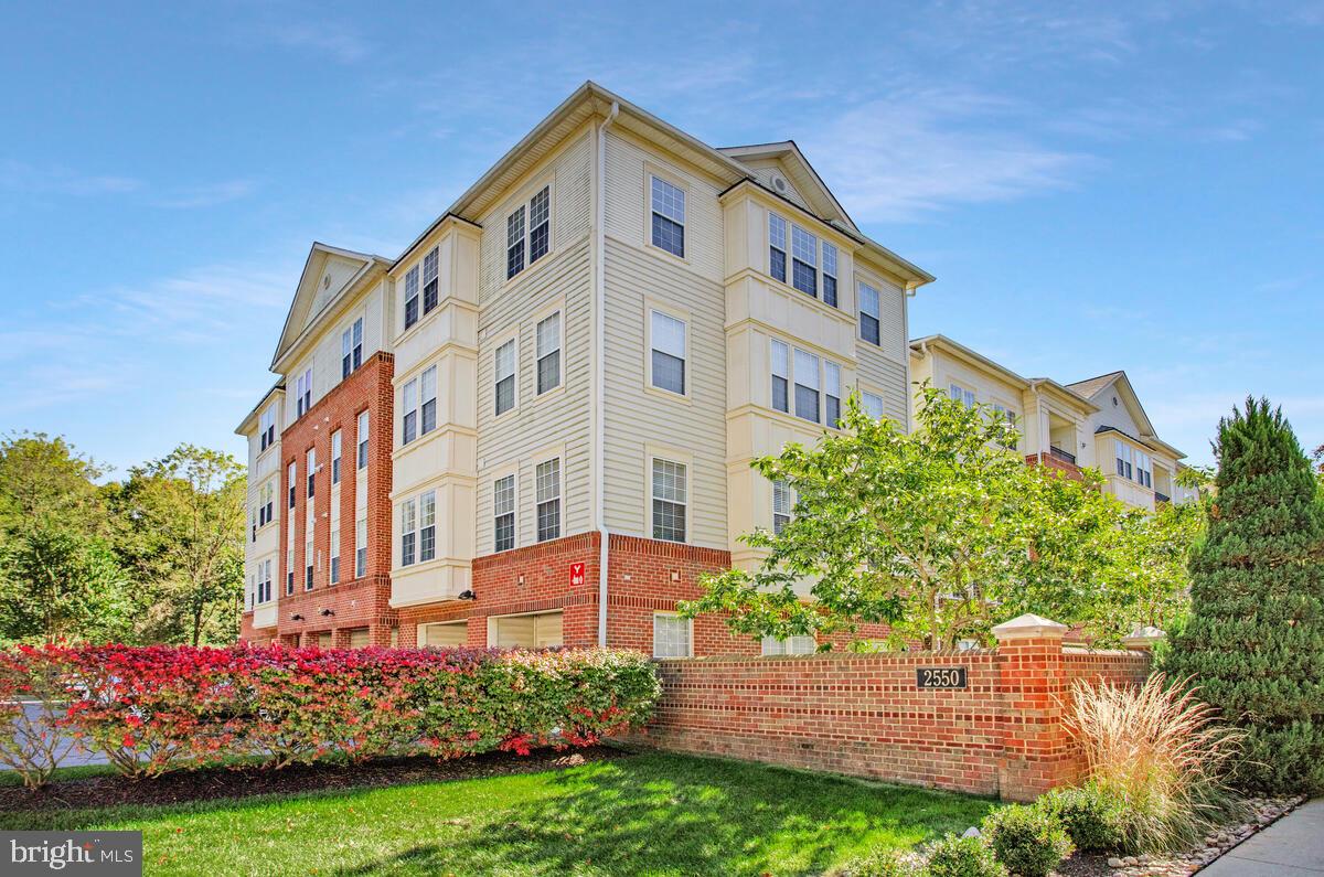 2550 Kensington Gardens #205, Ellicott City