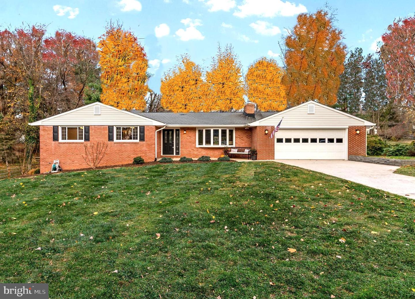 10774 W Crestview Lane, Laurel