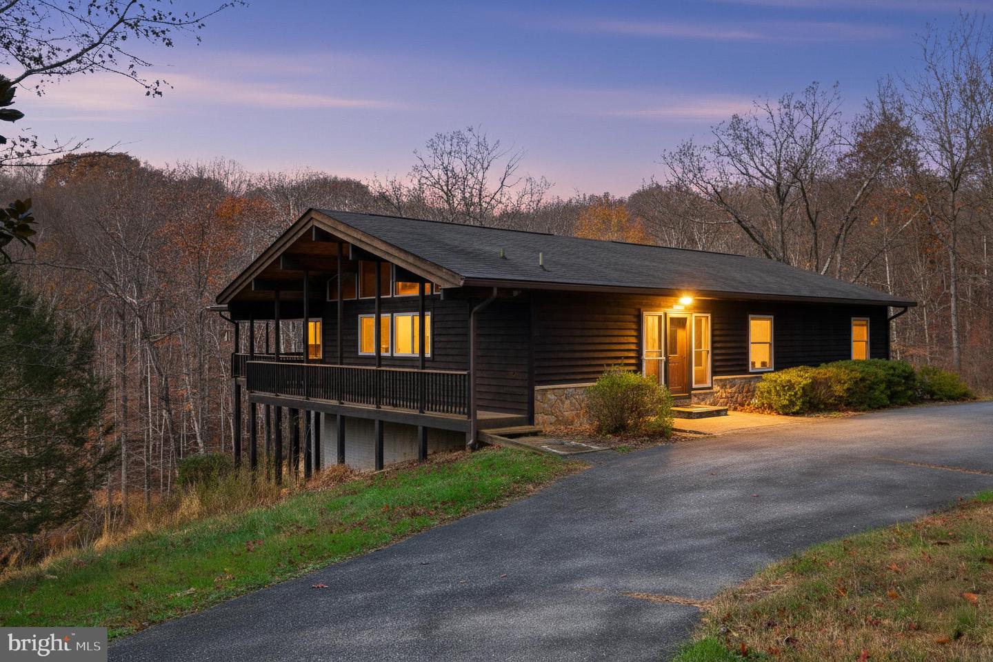 7170 Brooks Road, Highland