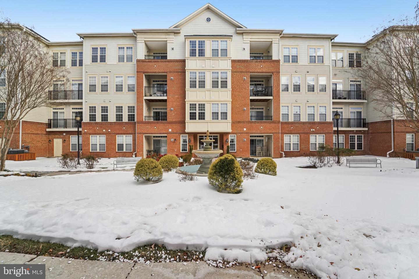 2550 Kensington Gardens #207, Ellicott City