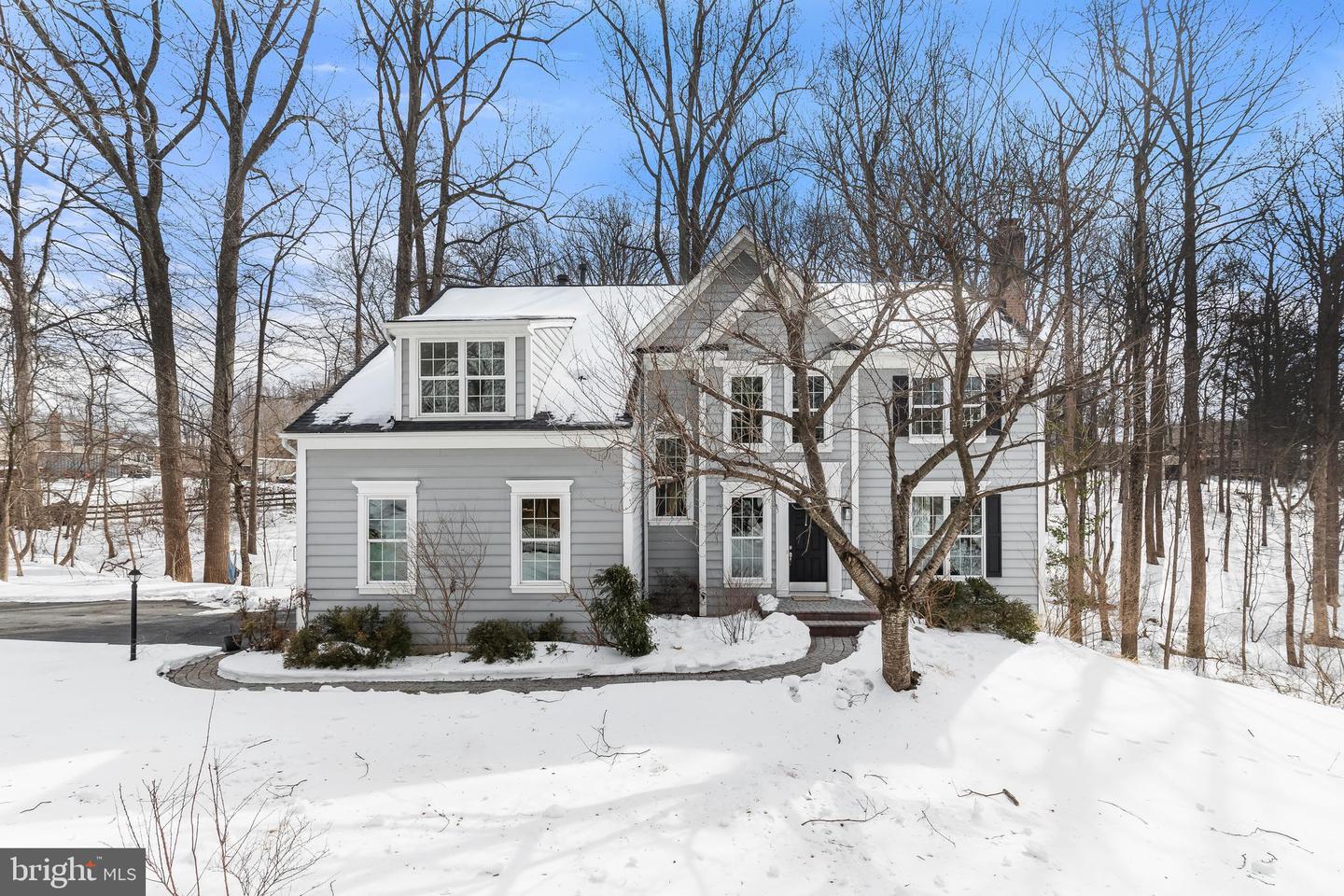 6831 Caravan Court, Columbia