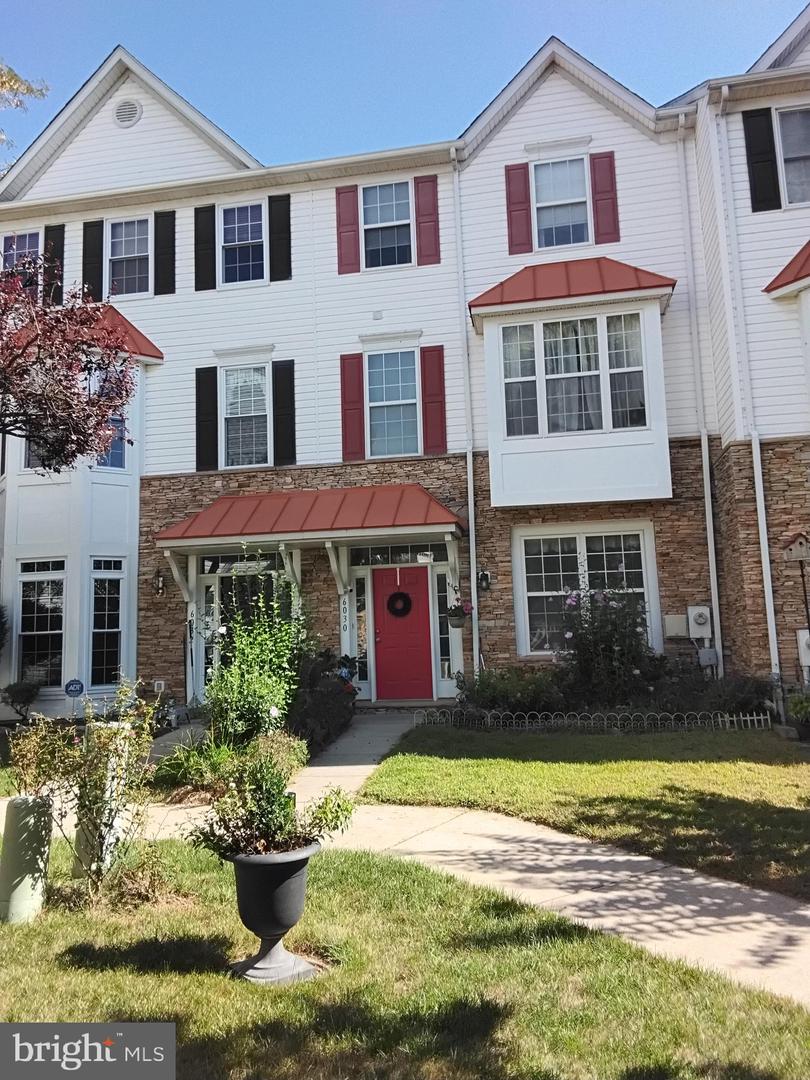 6030 Blue Point Court, Clarksville