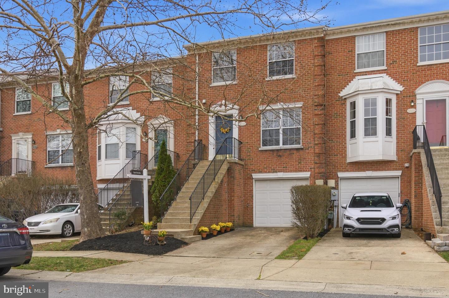 9054 Constant Course, Columbia