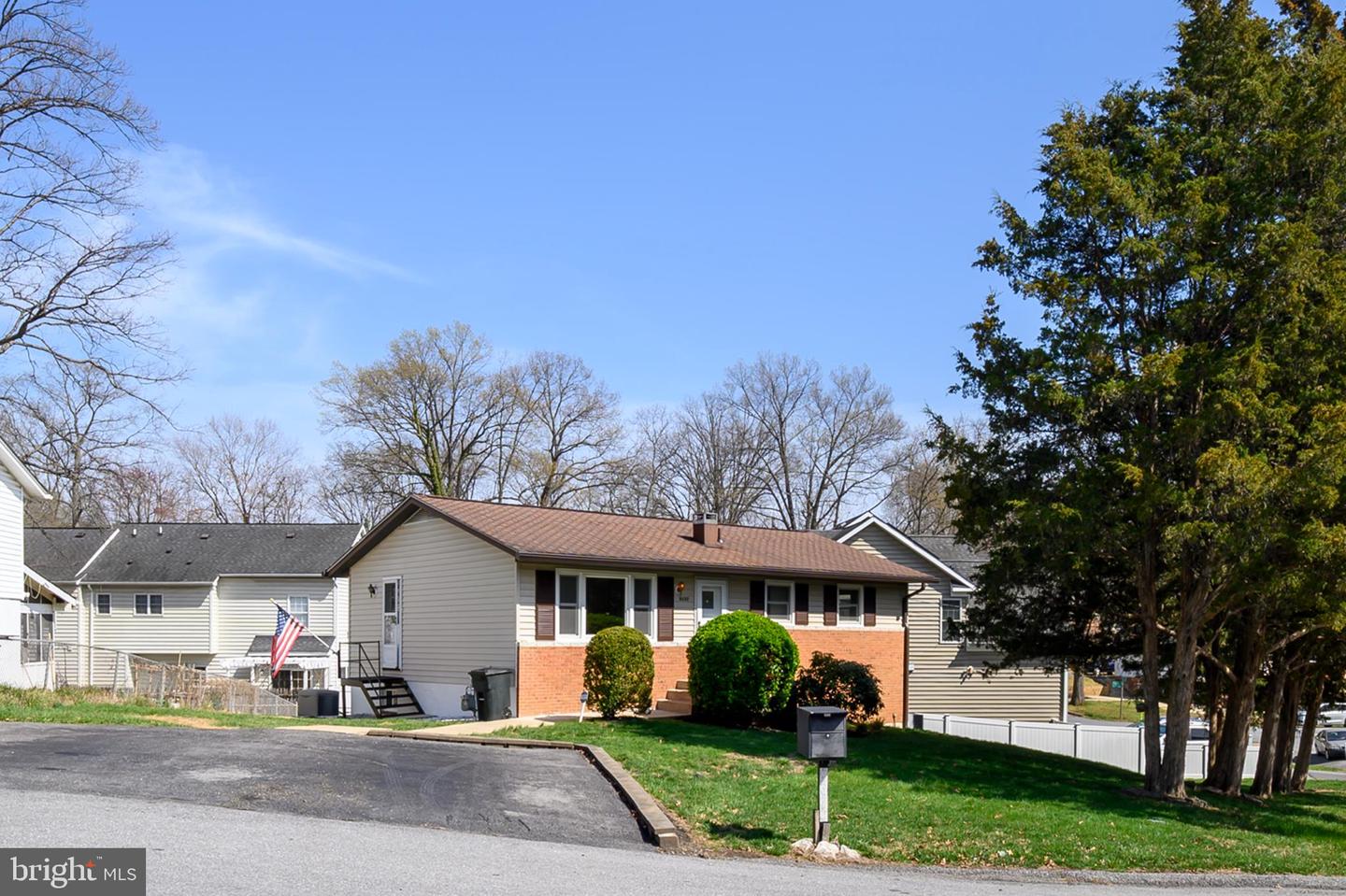 9333 Decatur Place, Laurel