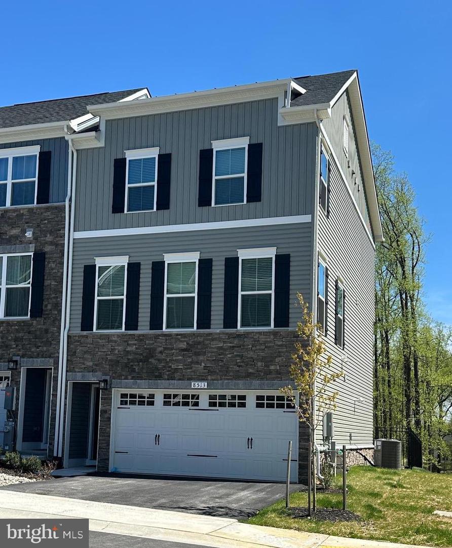 8513 Hudson Court, Laurel