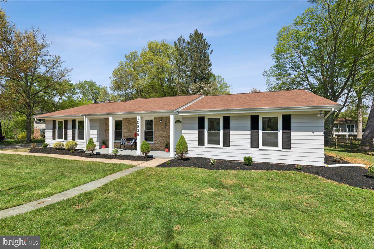 10538 Green Mountain Circle, Columbia
