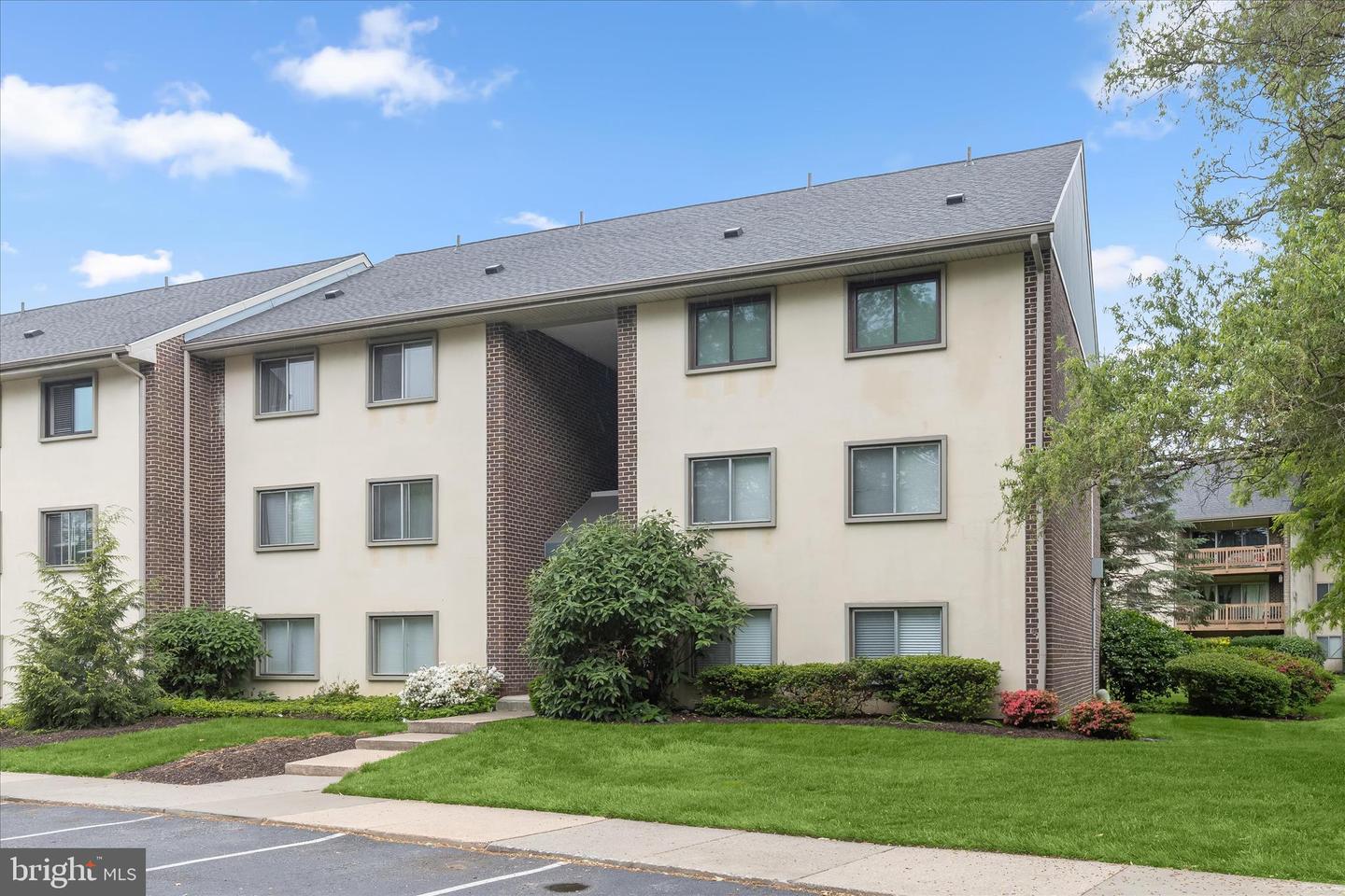 5025 Green Mountain Circle #5, Columbia