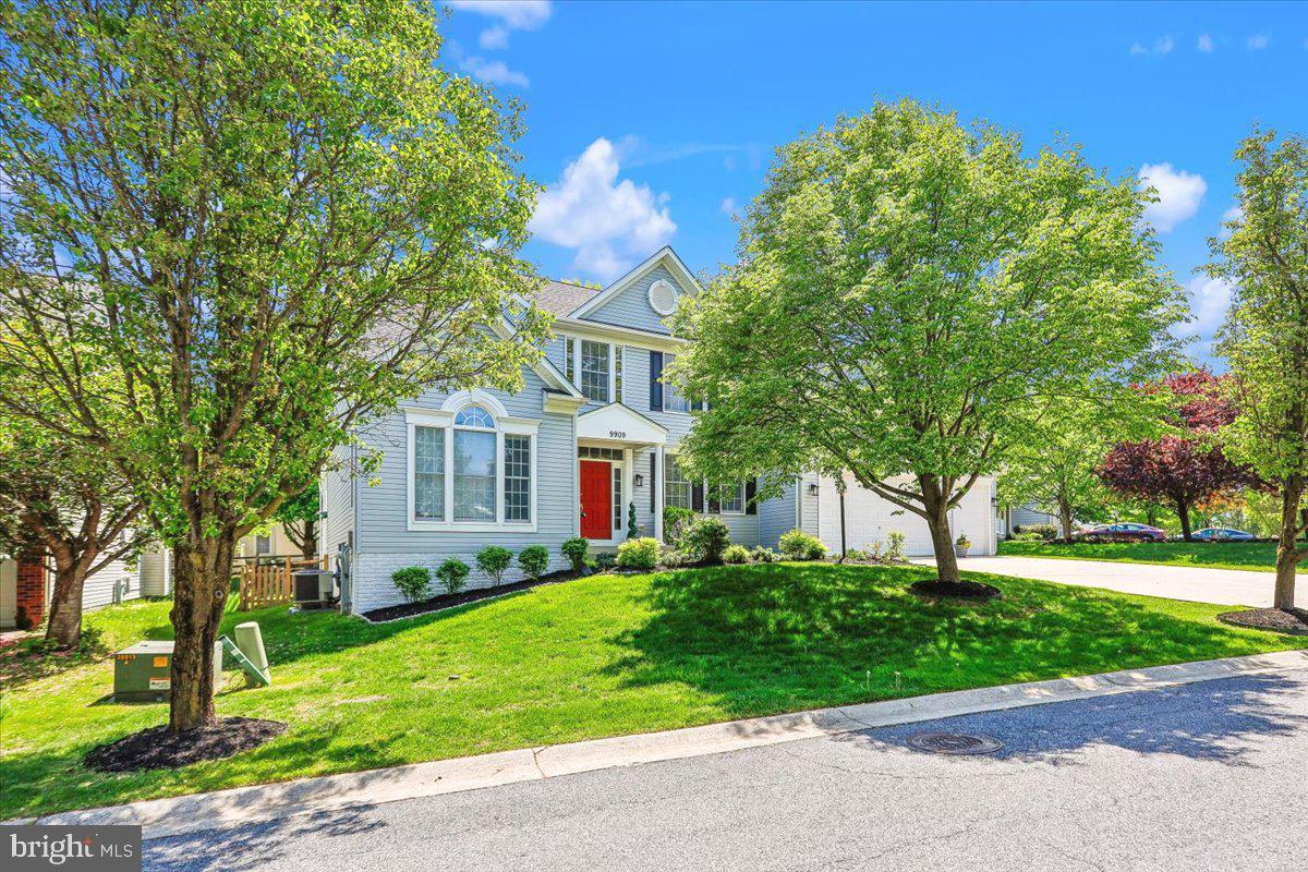 9909 Midsummer Snow Lane, Laurel