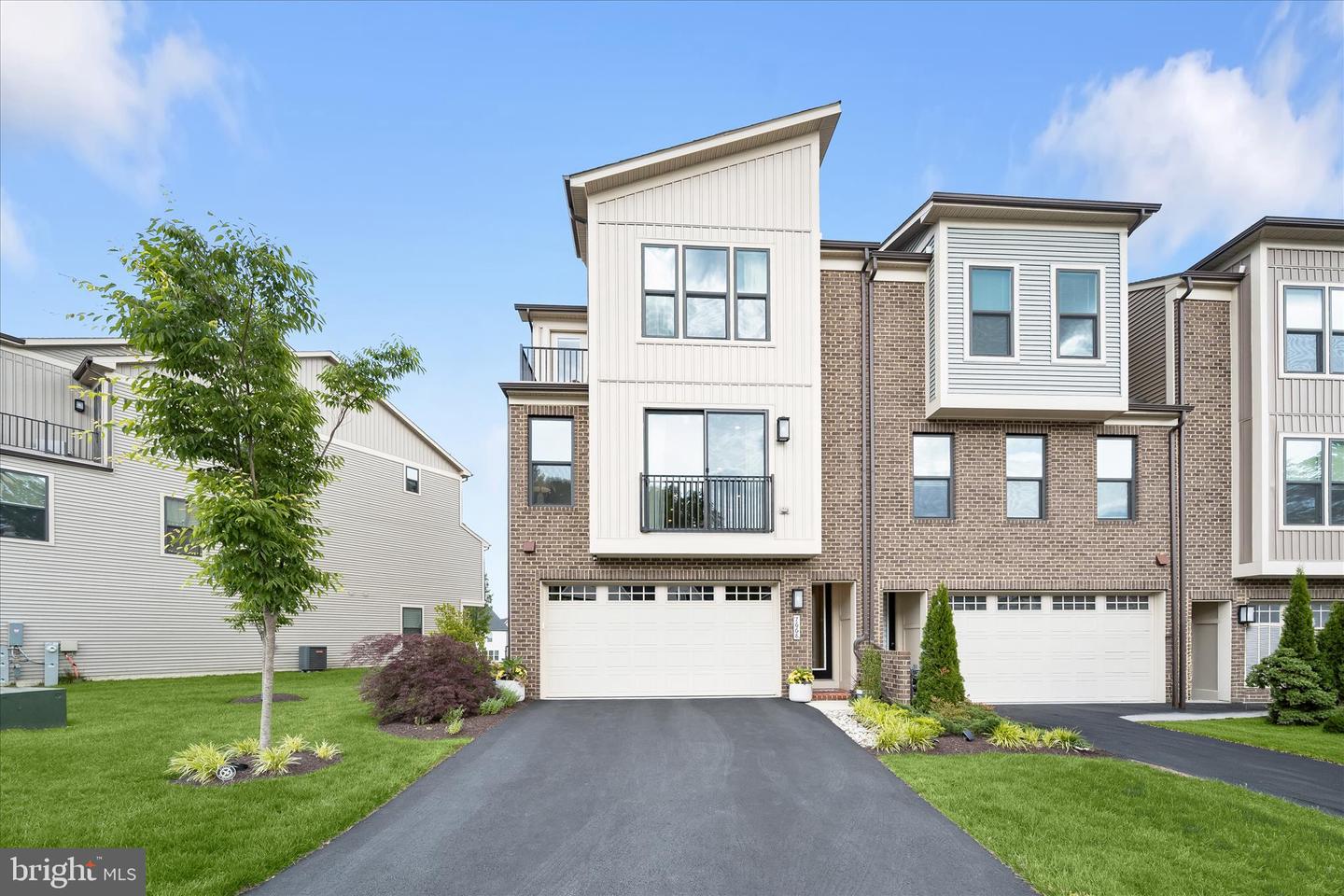 7668 Cross Creek Drive, Columbia