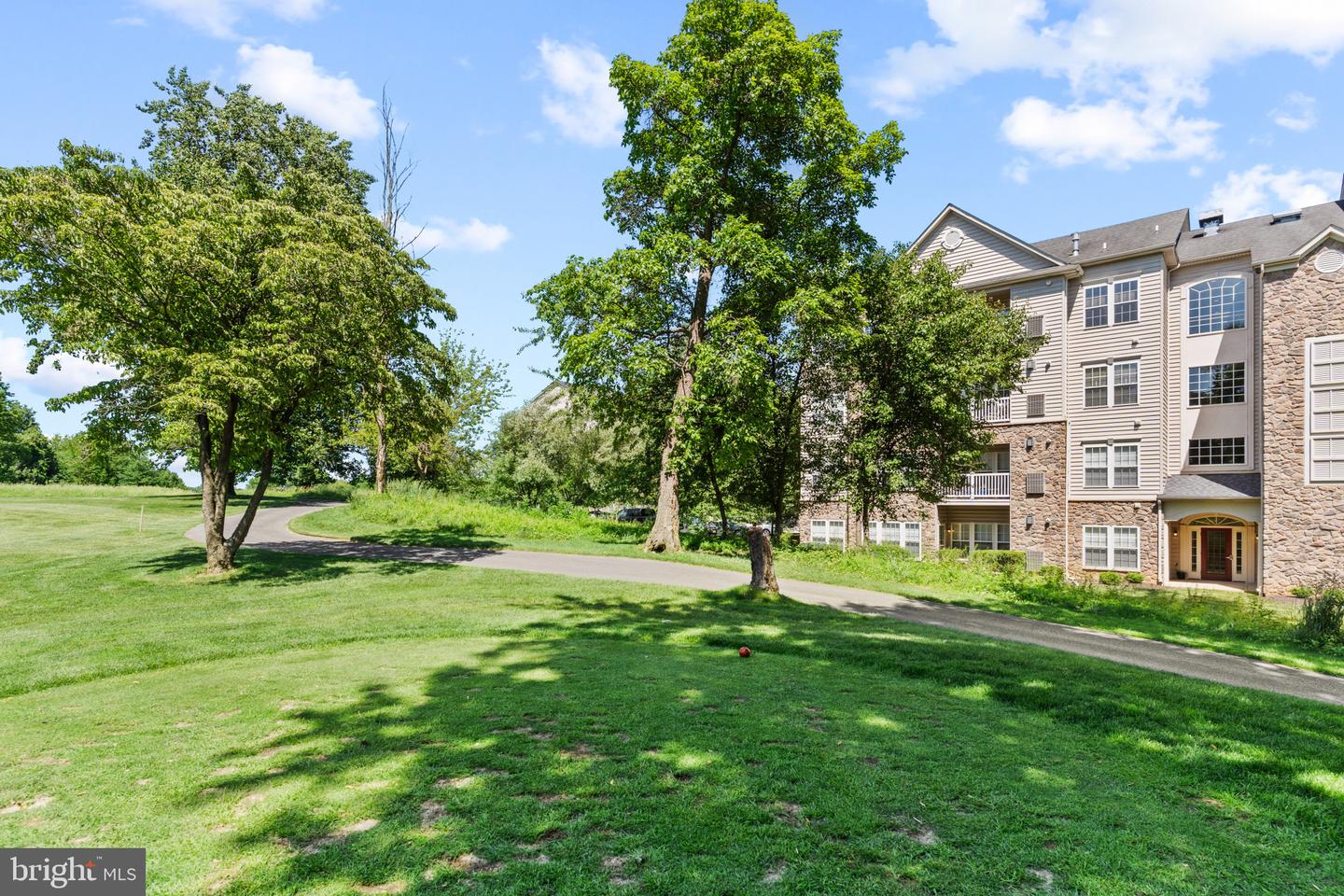 11150 Chambers Court #q, Woodstock