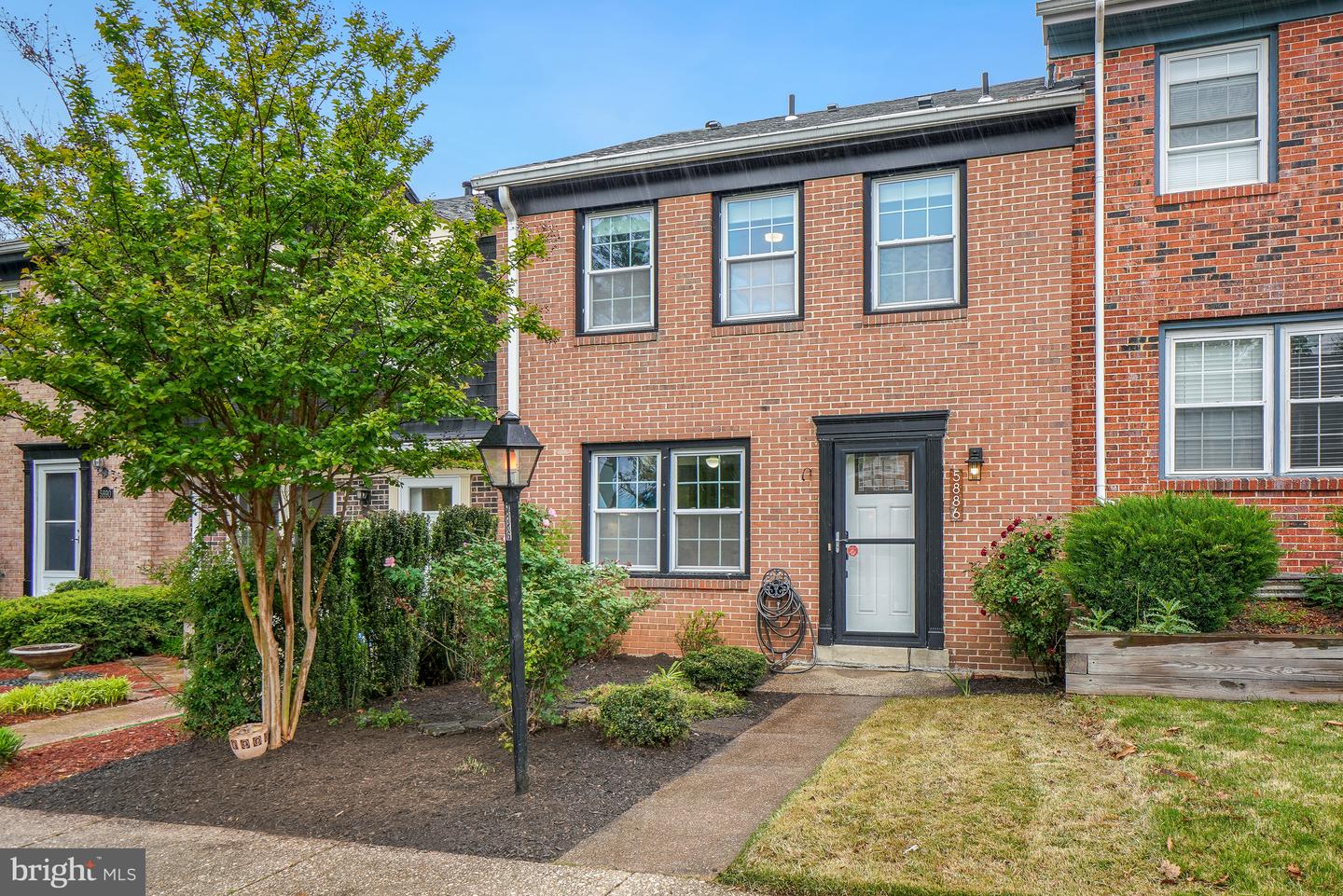 5886 Morningbird Lane, Columbia