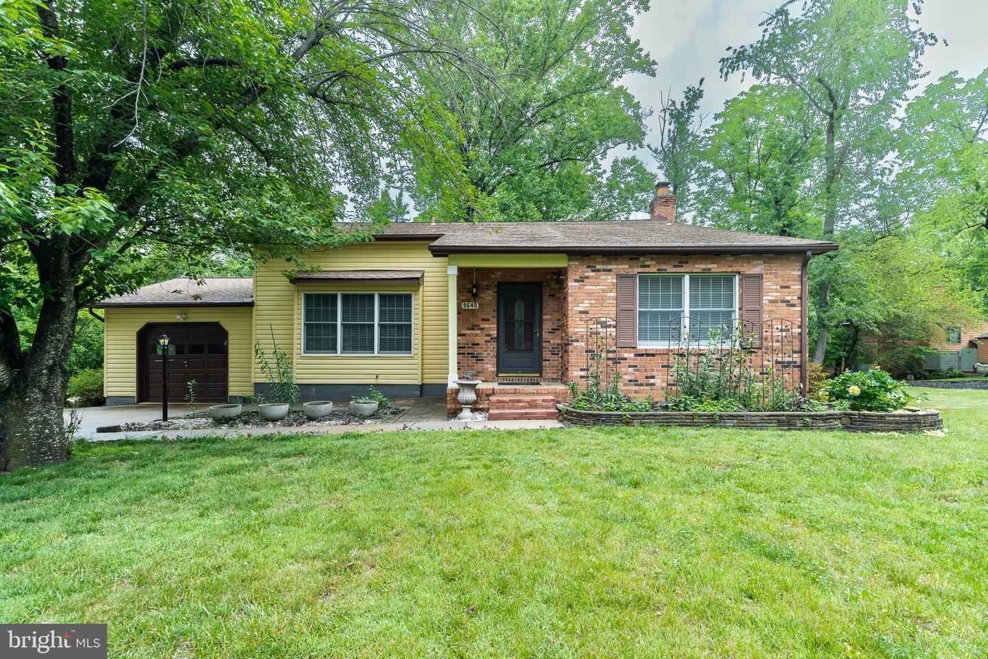 9640 Sandlight Court, Columbia