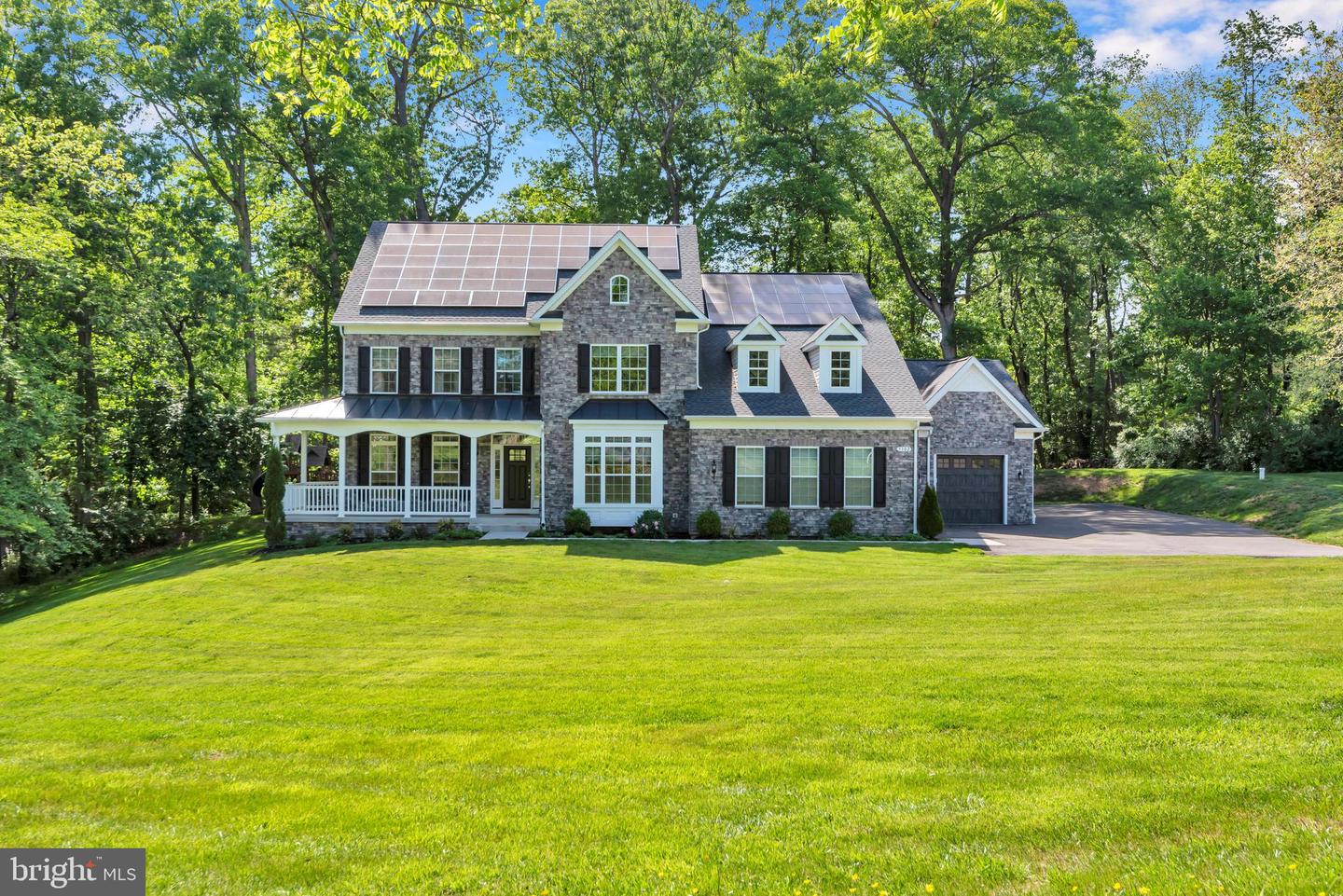 7102 Deer Valley Road, Highland