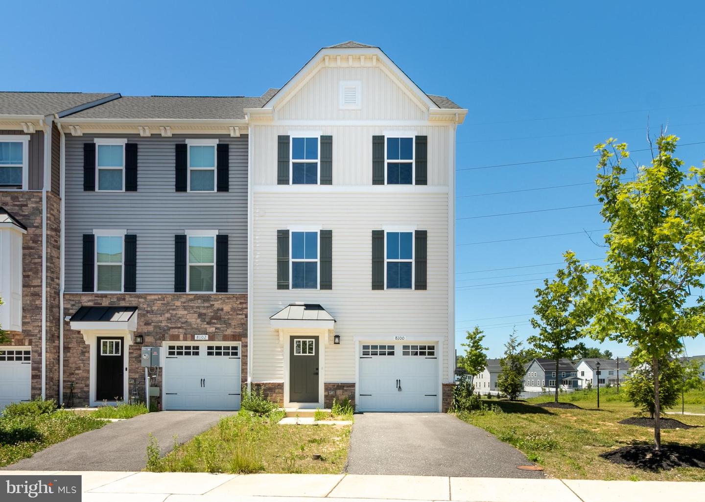 8100 Primrose Lane