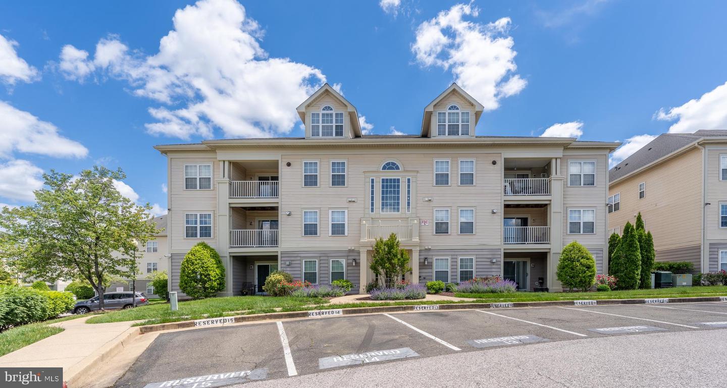 9060 Gracious End Court #301, Columbia