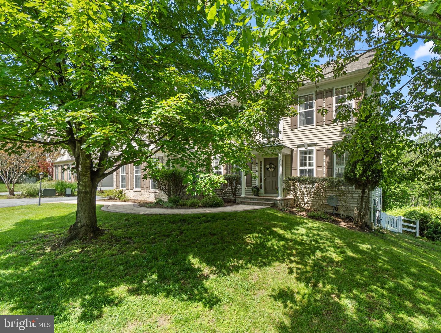 6418 Erin Drive, Clarksville