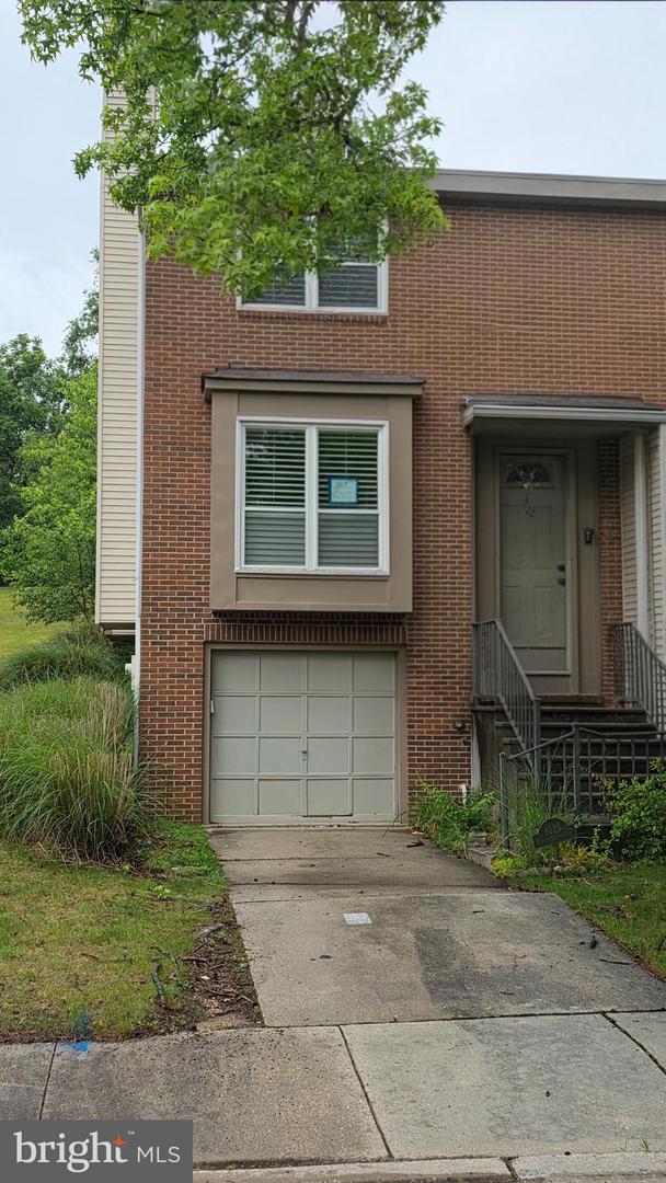 8126 Wooded Glen Court