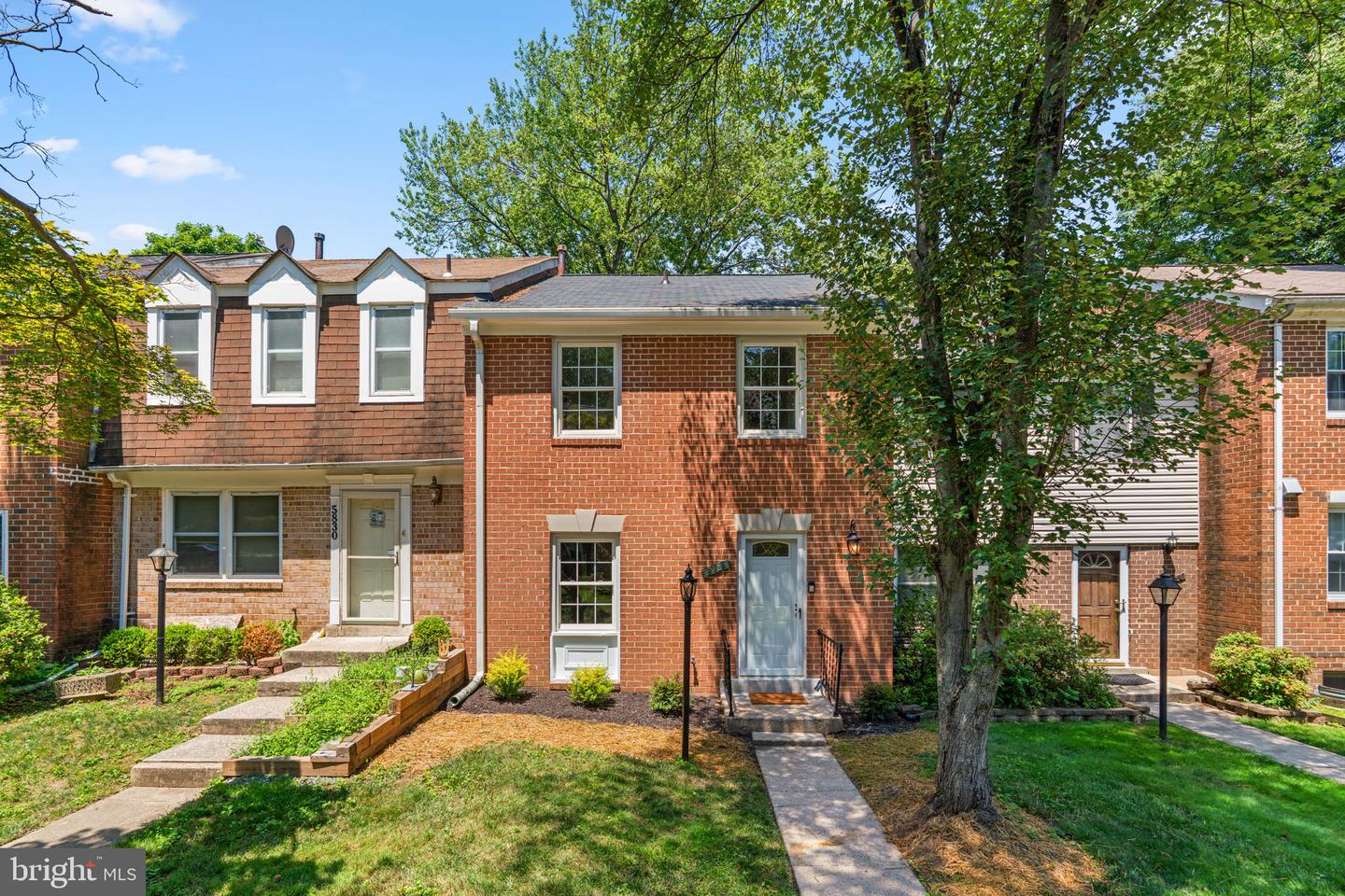 5828 Alderleaf Place