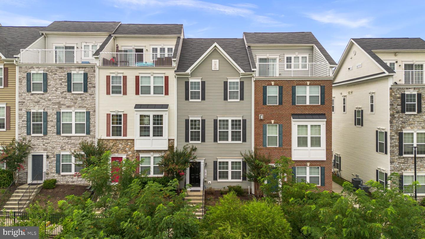 7219 Barry Lane