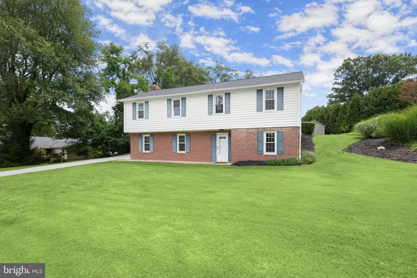 9905 Frederick Road