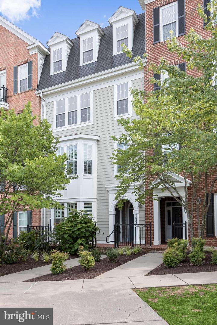 7652 Maple Lawn Boulevard #35